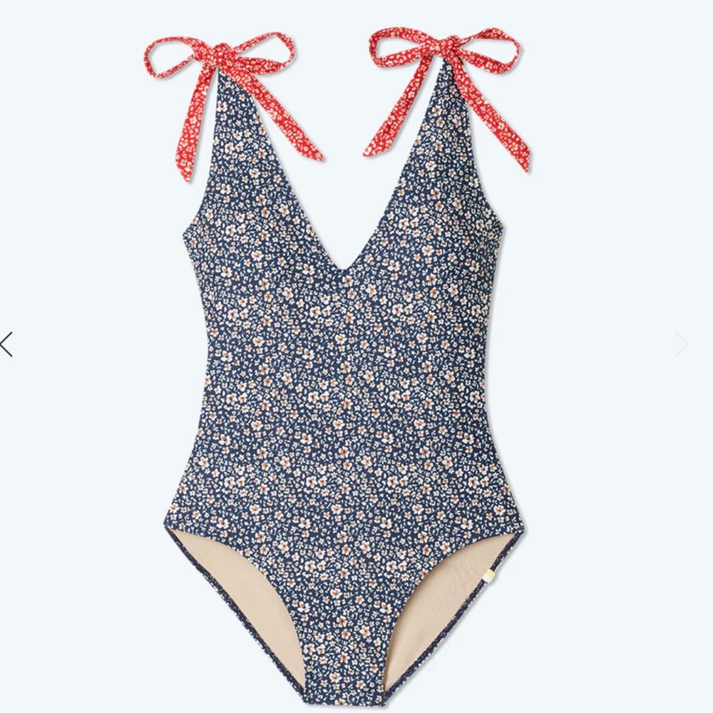 Summersalt Tie Backflip One-Piece Swimsuit in Red & Blue Floral. Size 4. - Picture 1 of 11